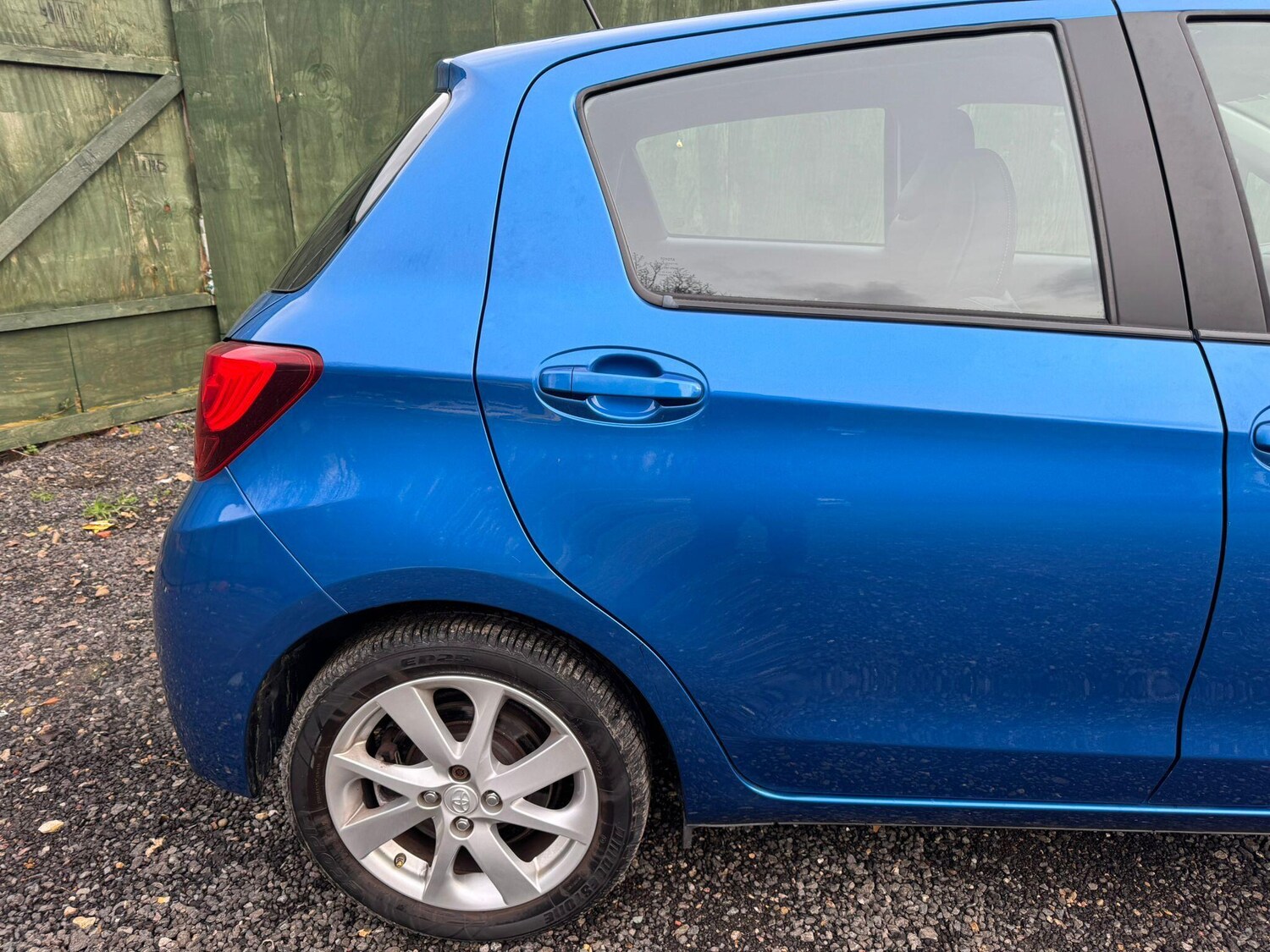 Used Toyota Yaris 2015 for sale - 77484041: Photo 15