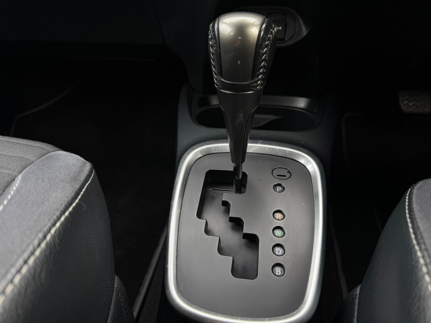 Used Toyota Yaris 2015 for sale - 77484041: Photo 26