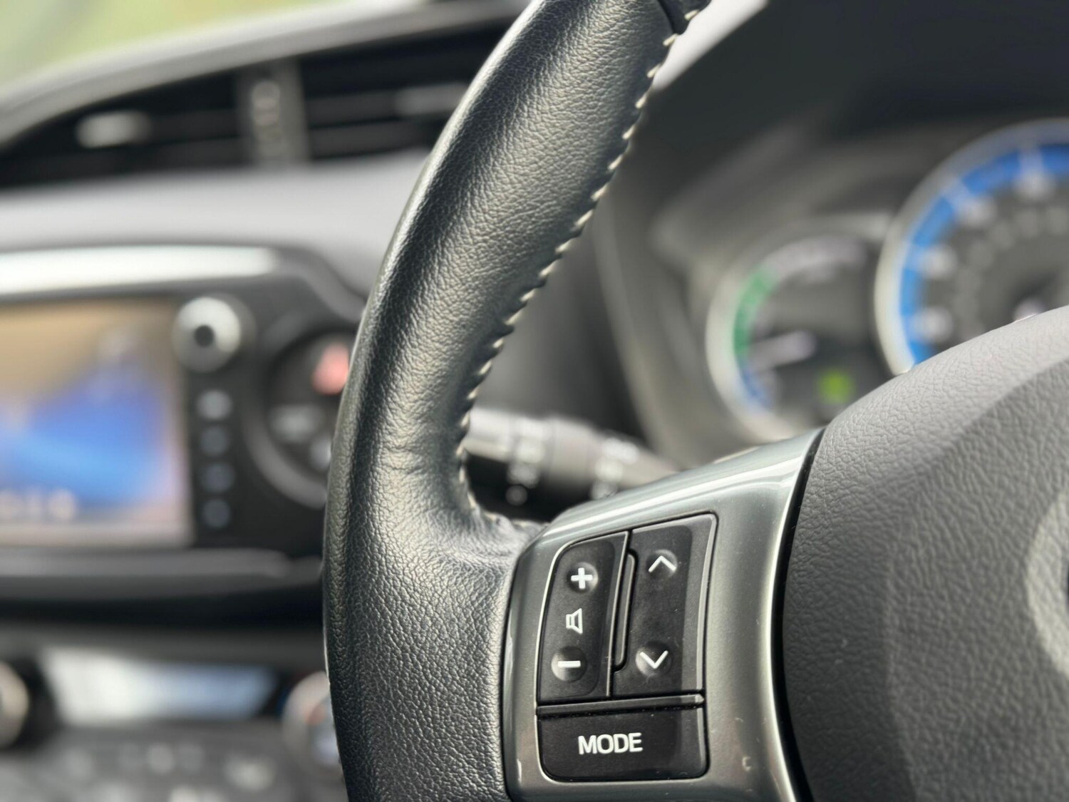 Used Toyota Yaris 2015 for sale - 77484041: Photo 28