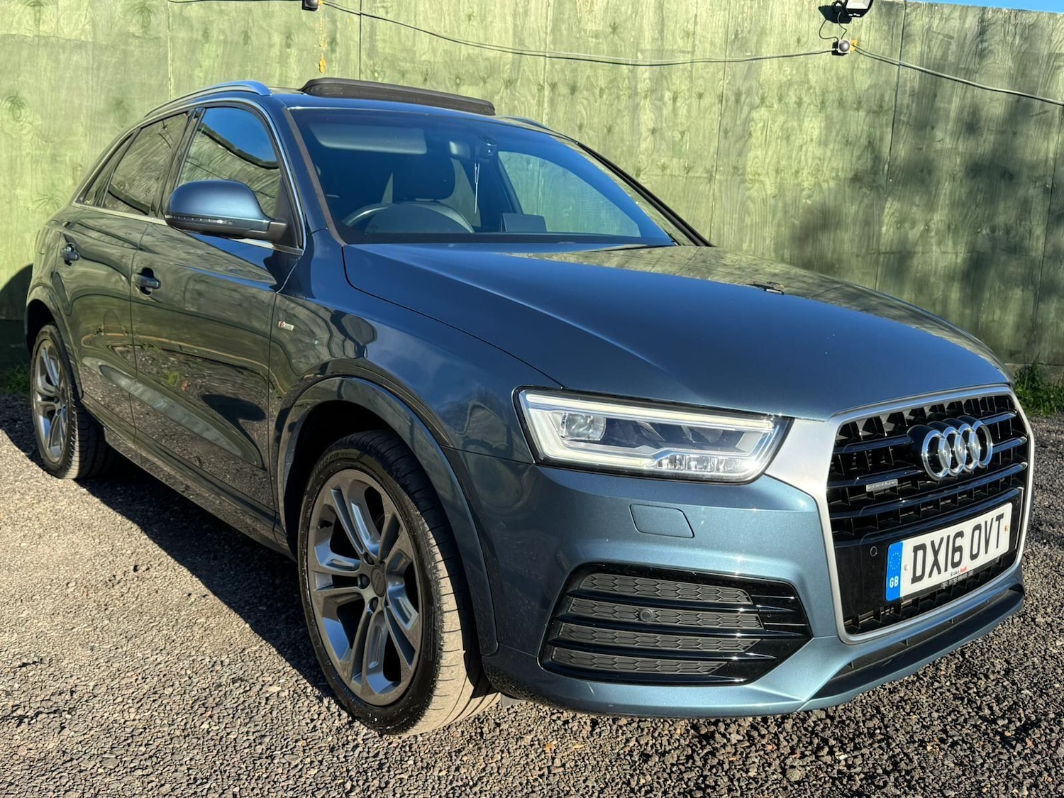 Used Audi Q3 for sale - 78148053: Photo 3