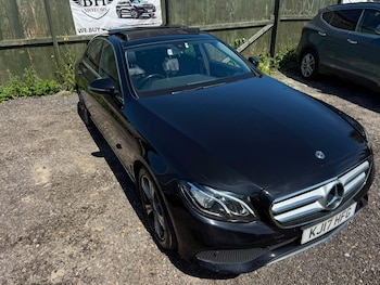 Used Mercedes-Benz E Class 2017 for sale - 79092895: Photo