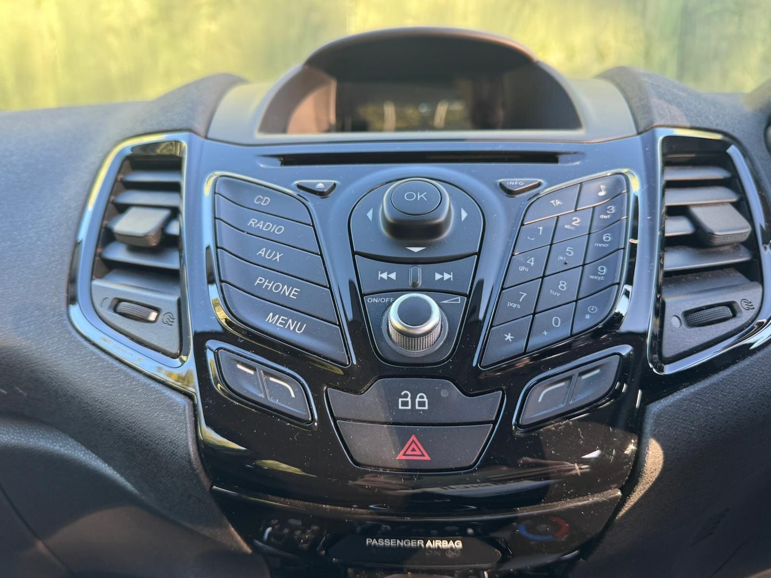 Used Ford Fiesta 2015 for sale - 76472933: Photo 32