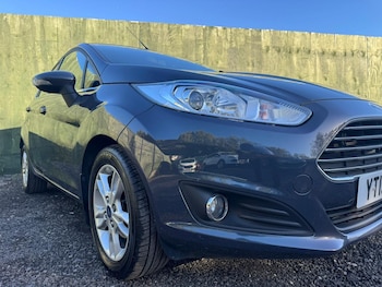 Used Ford Fiesta 2015 for sale - 76472933: Photo