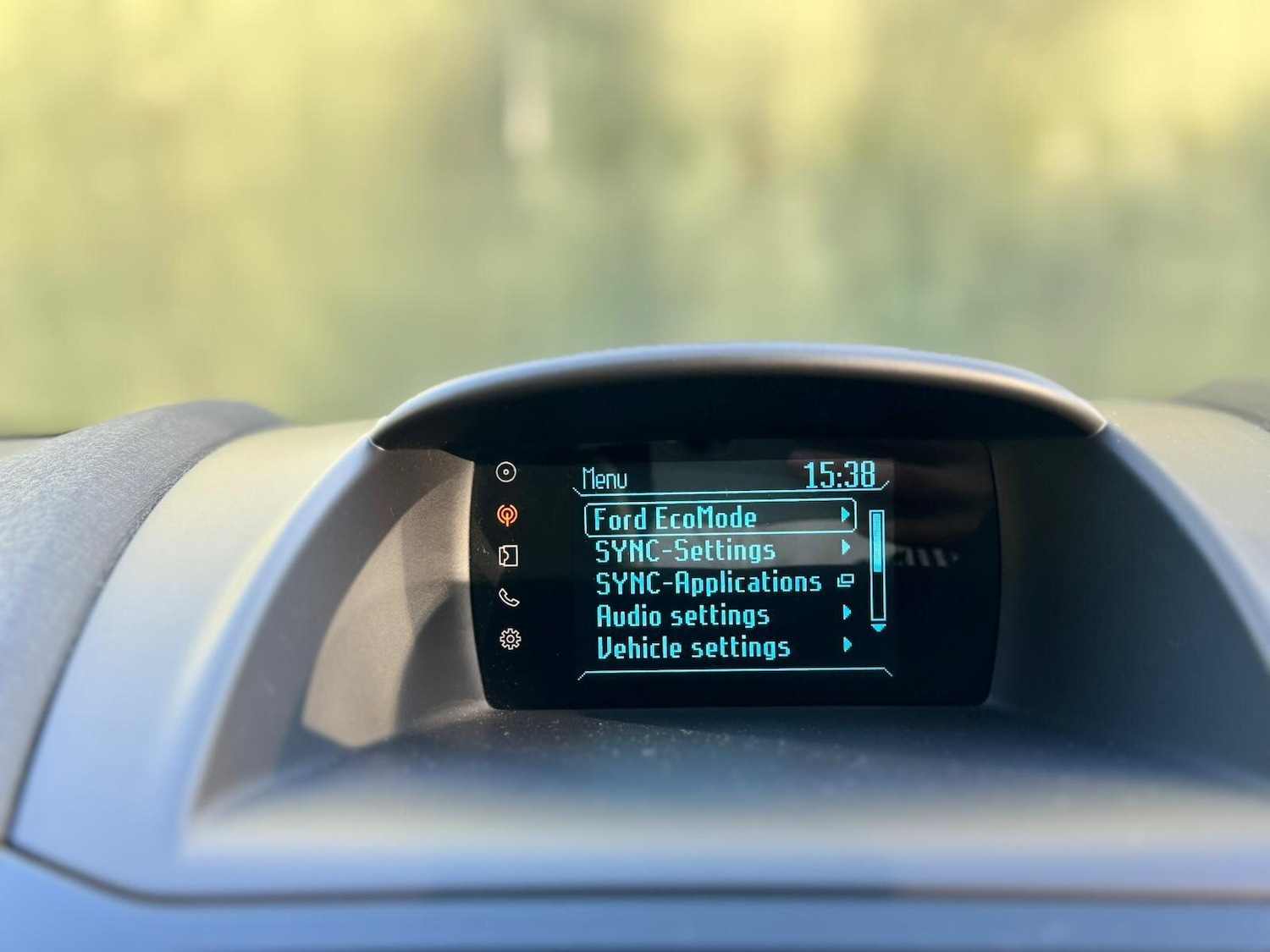 Used Ford Fiesta 2015 for sale - 76472933: Photo 47