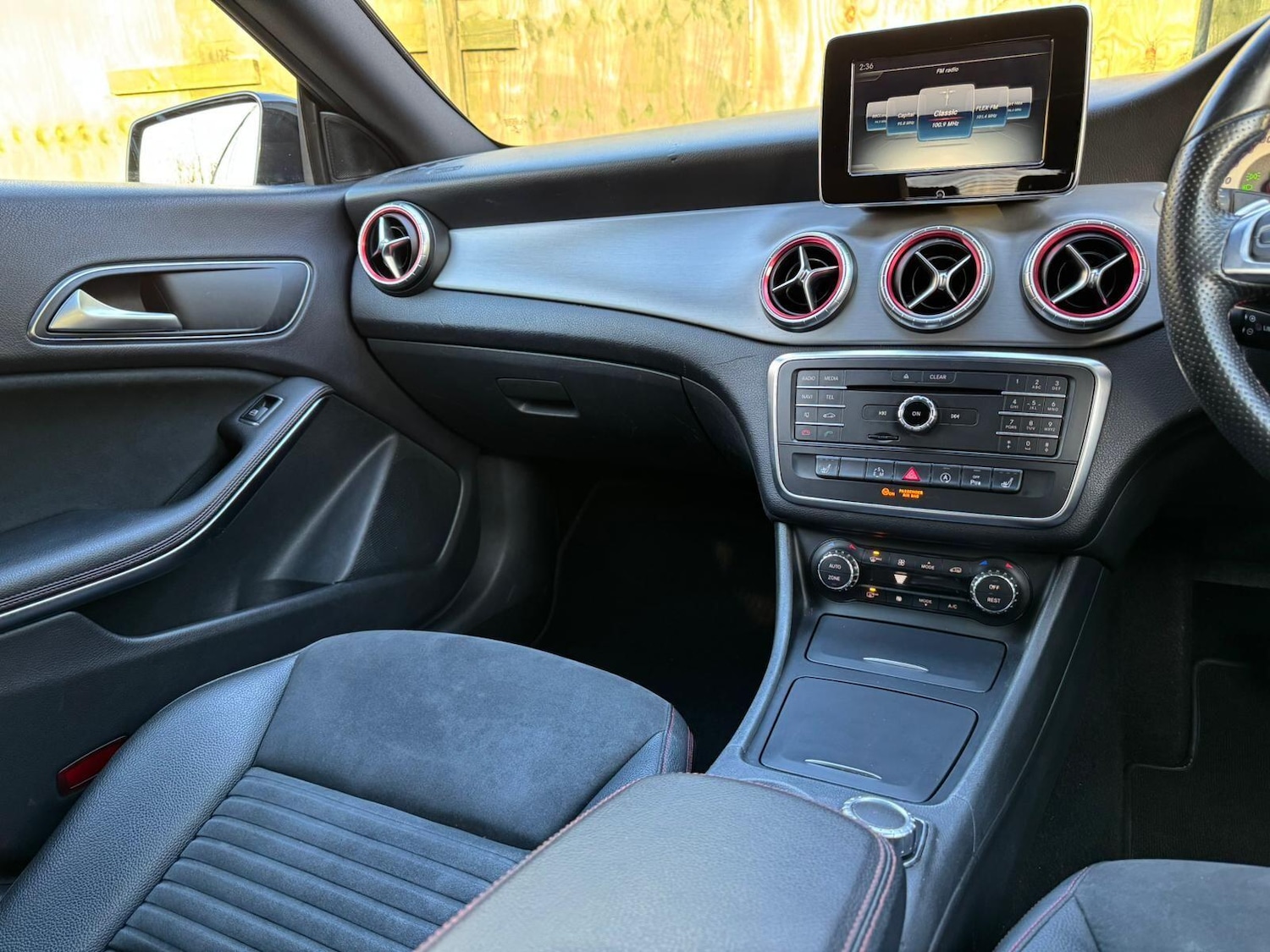 Used Mercedes-Benz CLA for sale - 77015909: Photo 33