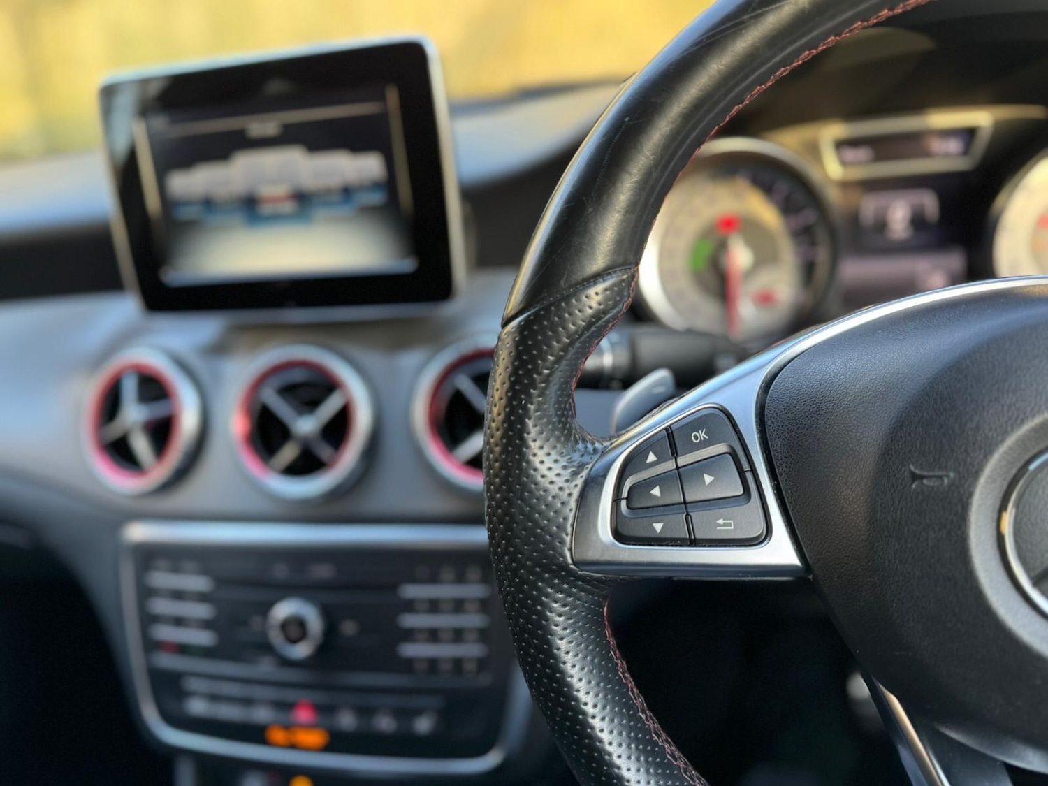 Used Mercedes-Benz CLA for sale - 77015909: Photo 37