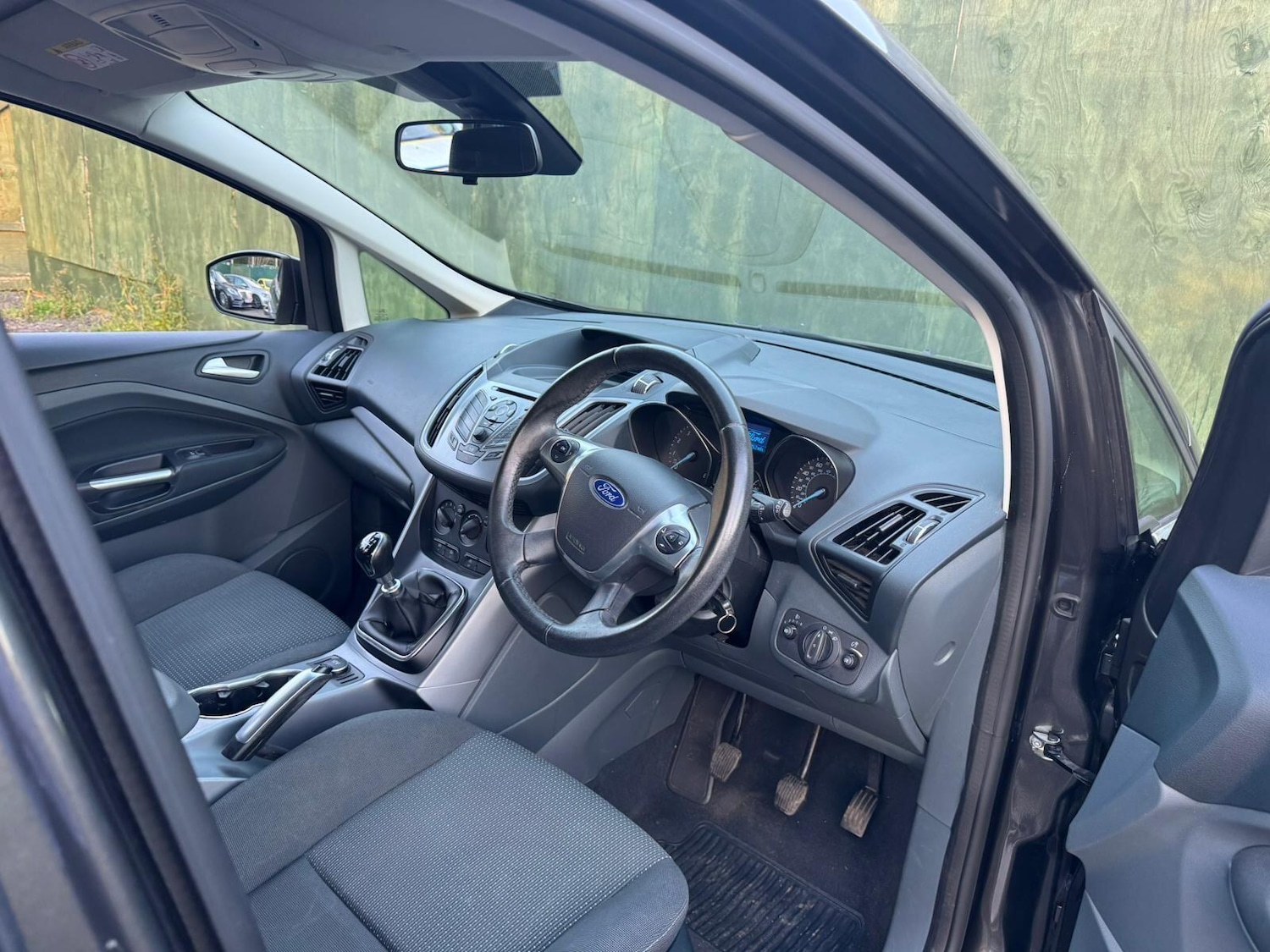 Used Ford Focus 2011 for sale - 76786442: Photo 17