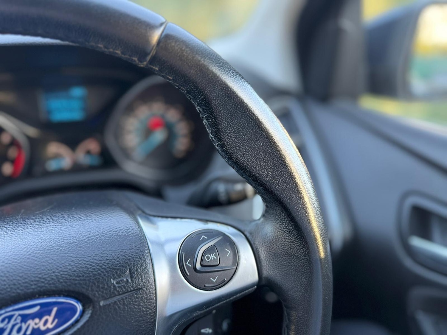 Used Ford Focus 2011 for sale - 76786442: Photo 33