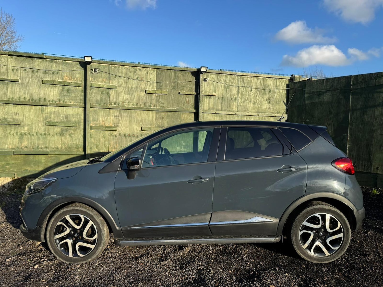 Used Renault Captur 2015 for sale - 77016187: Photo 19