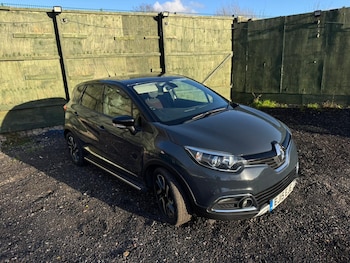 Used Renault Captur 2015 for sale - 77016187: Photo