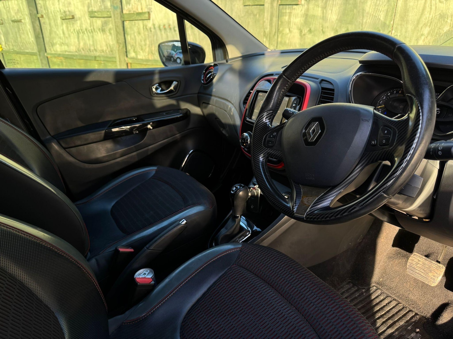 Used Renault Captur 2015 for sale - 77016187: Photo 22