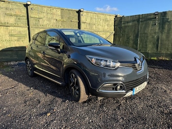 Used Renault Captur 2015 for sale - 77016187: Photo