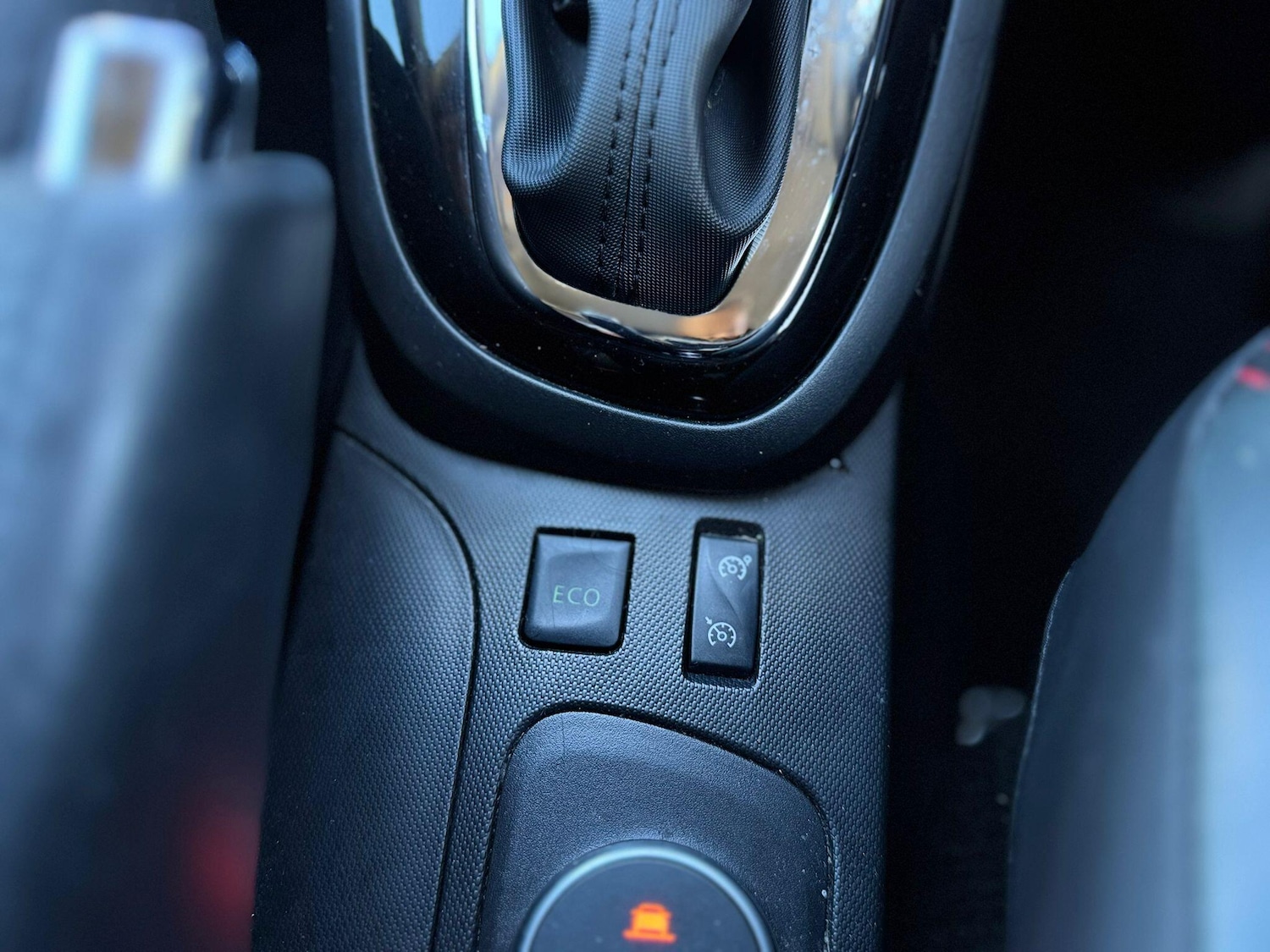 Used Renault Captur 2015 for sale - 77016187: Photo 32