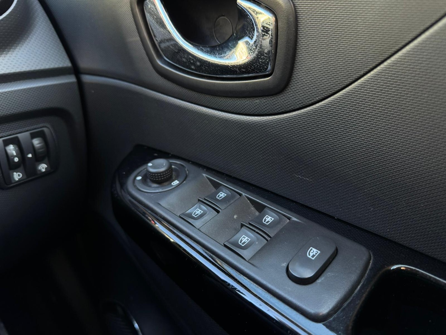 Used Renault Captur 2015 for sale - 77016187: Photo 34