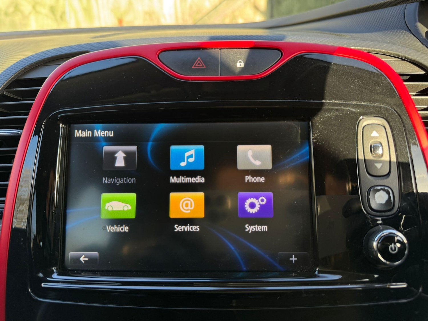 Used Renault Captur 2015 for sale - 77016187: Photo 39