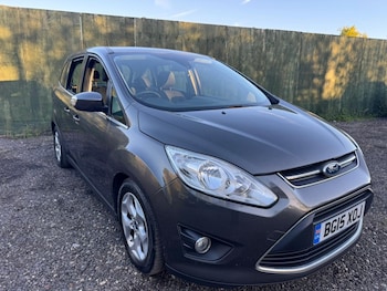 Used Ford Grand C-Max 2015 for sale - 76425376: Photo