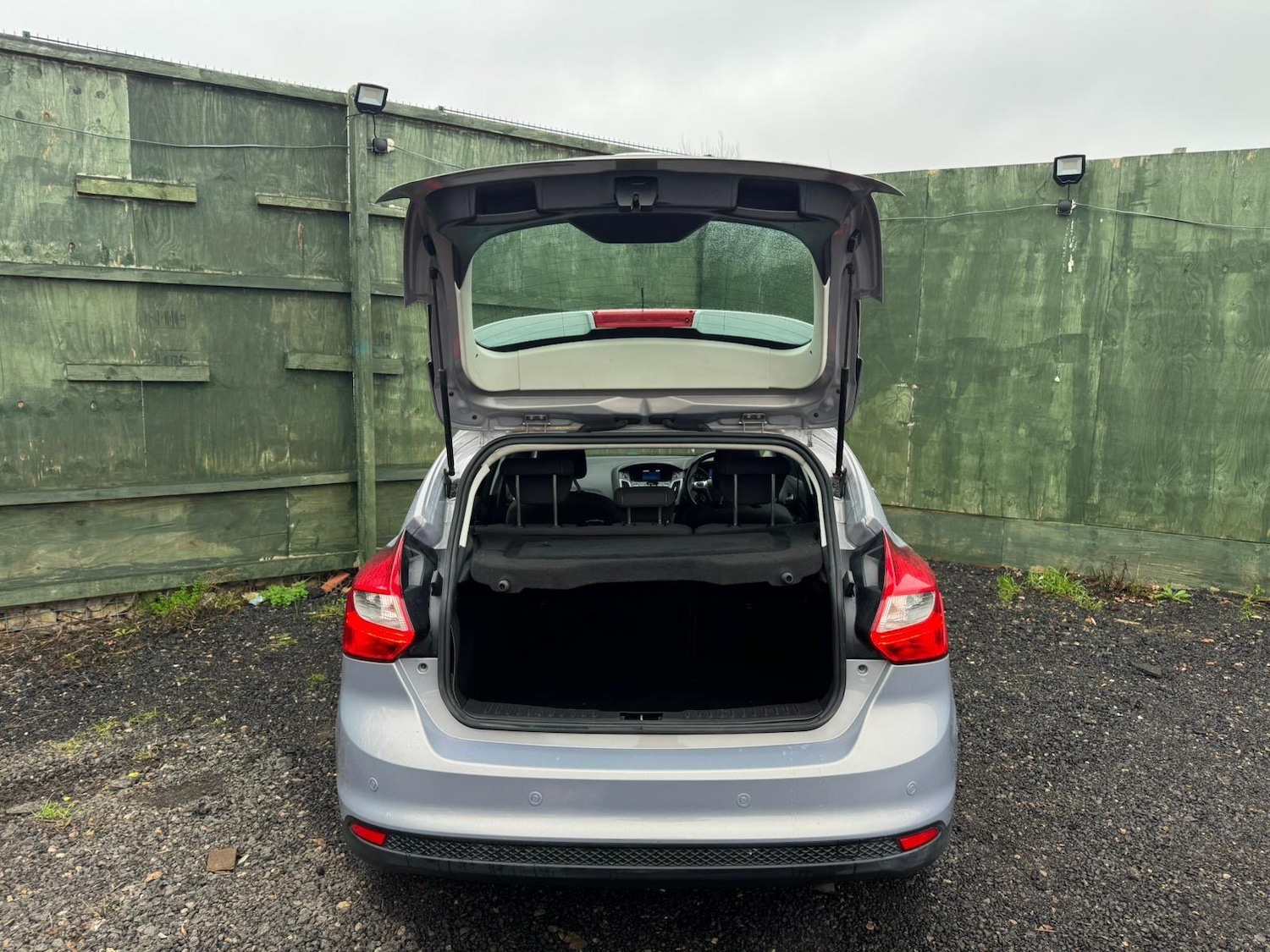 Used Ford Focus 2011 for sale - 76965522: Photo 13