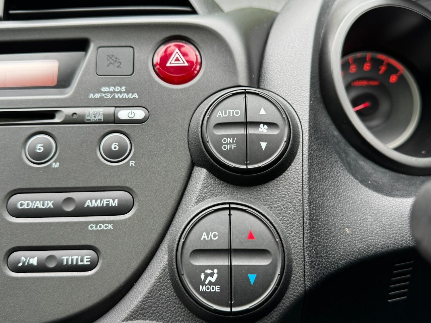 Used Honda Jazz 2013 for sale - 77612177: Photo 29