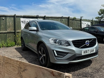 Used Volvo XC60 2017 for sale - 79181111: Photo