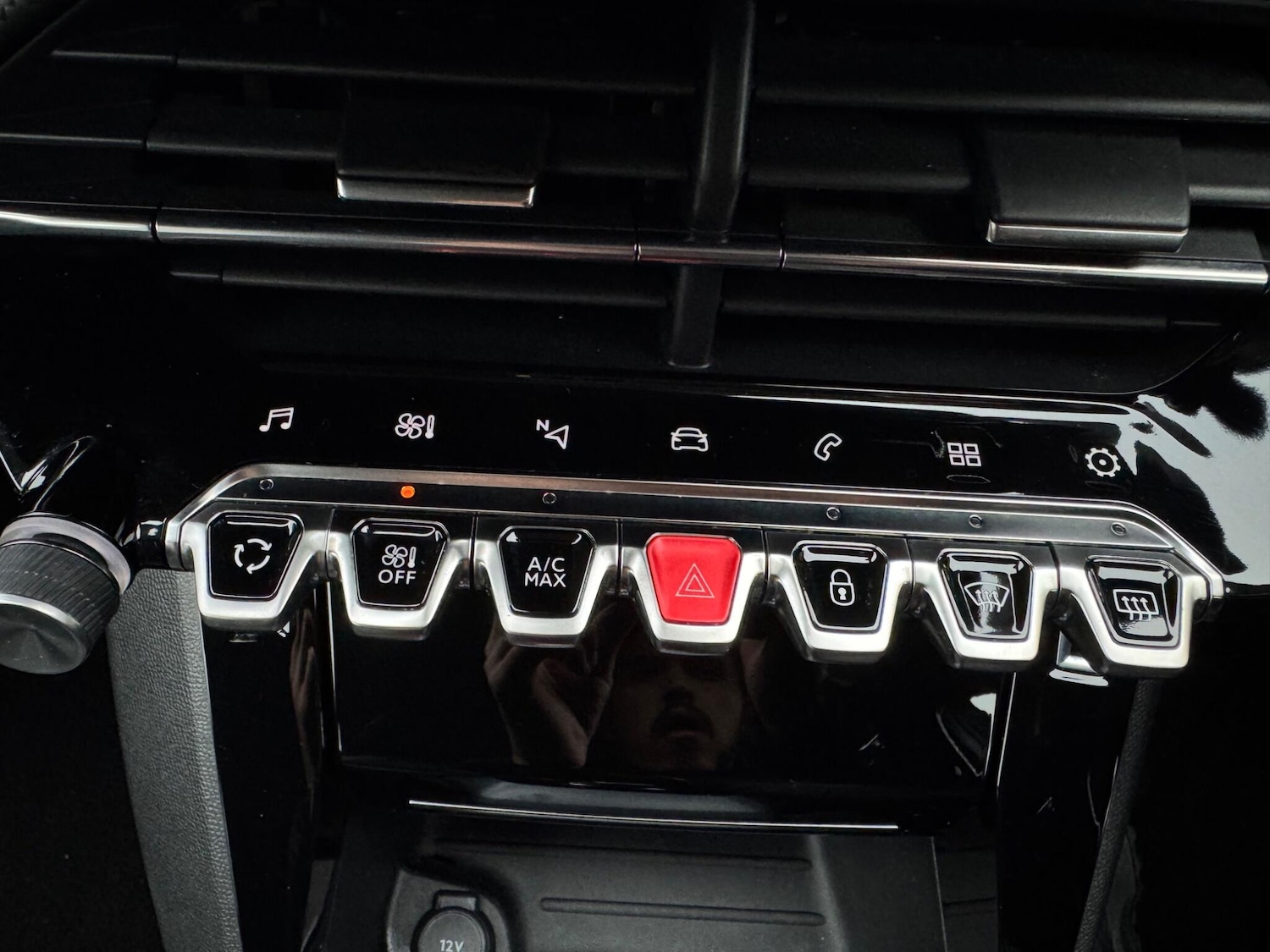 Used Peugeot 2008 2020 for sale - 76886536: Photo 32