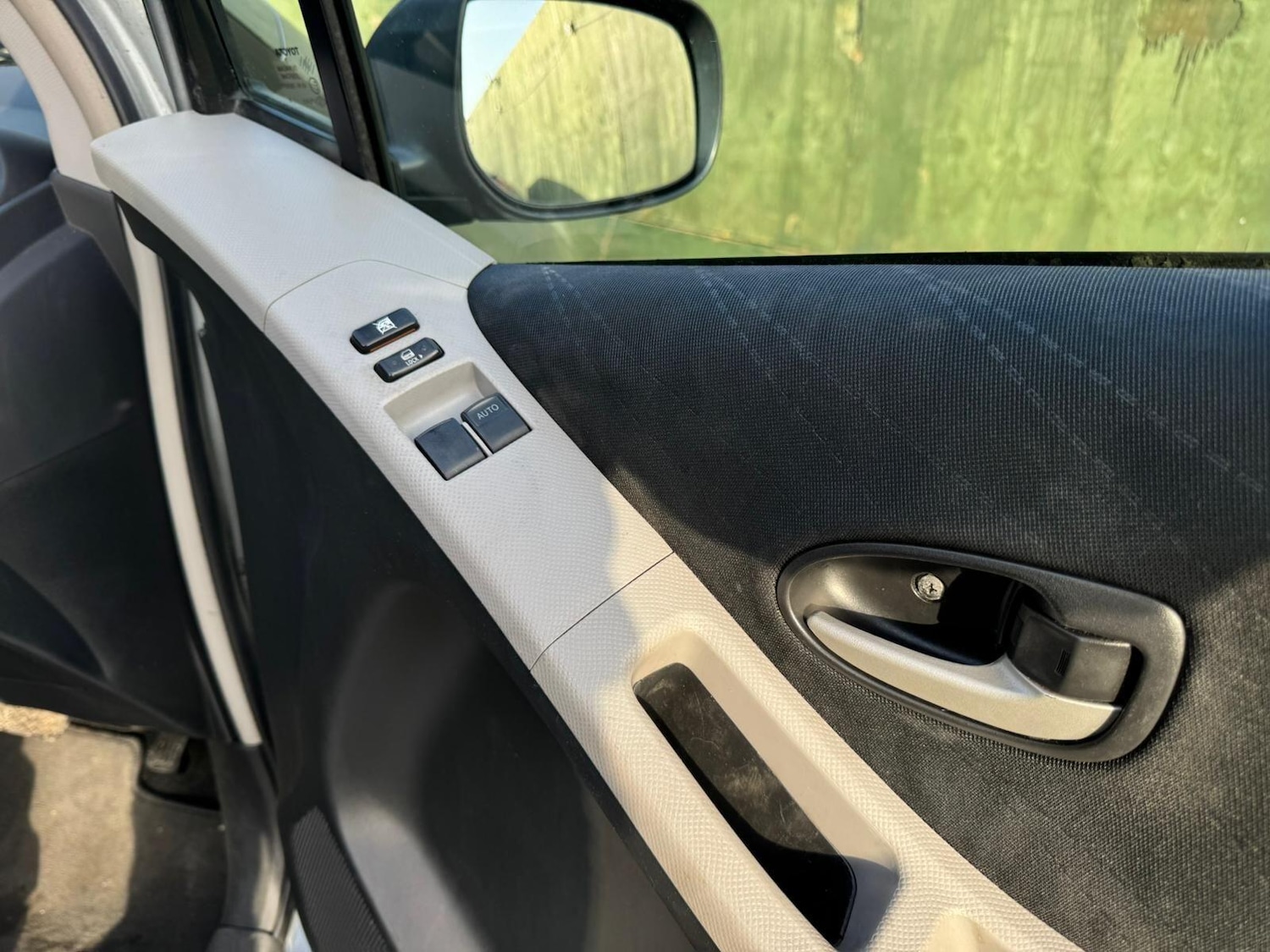 Used Toyota Yaris for sale - 77670366: Photo 36