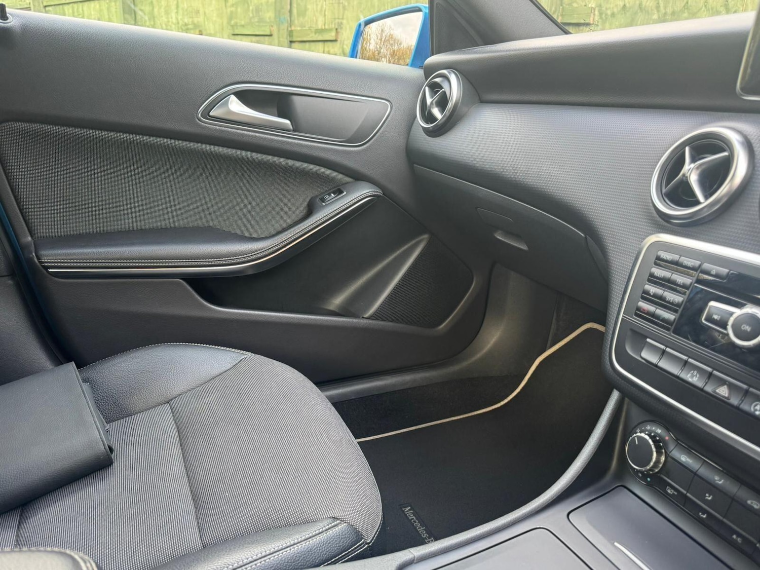 Used Mercedes-Benz A-Class 2015 for sale - 76457881: Photo 23