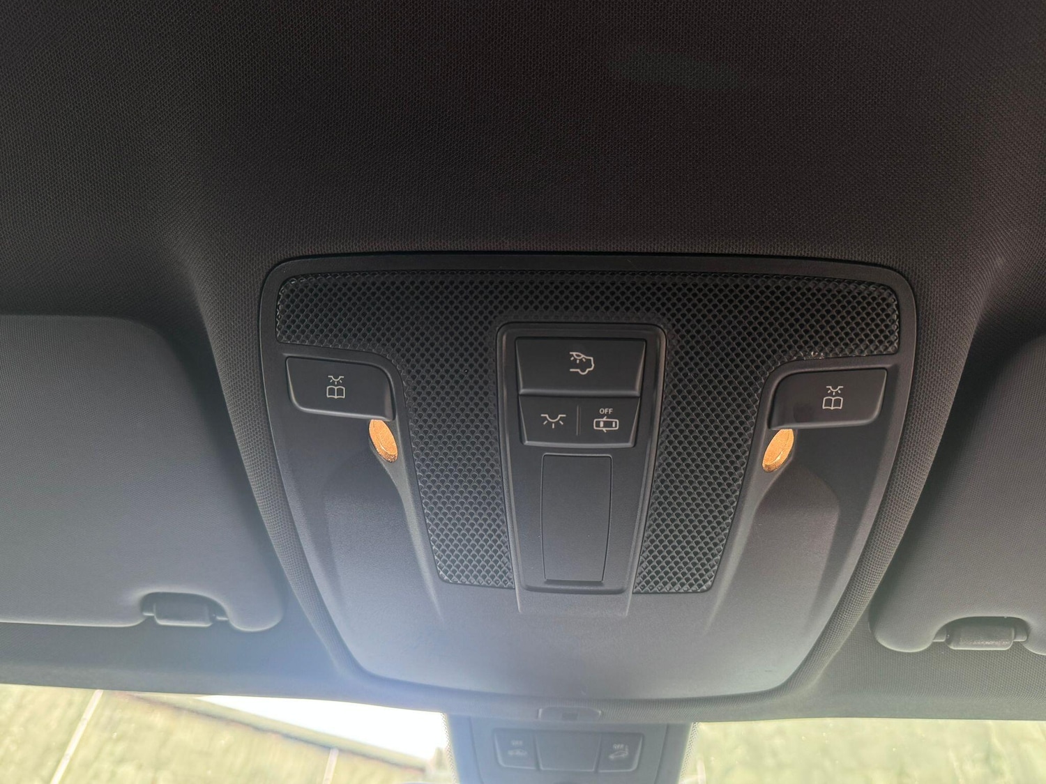 Used Mercedes-Benz A-Class 2015 for sale - 76457881: Photo 33