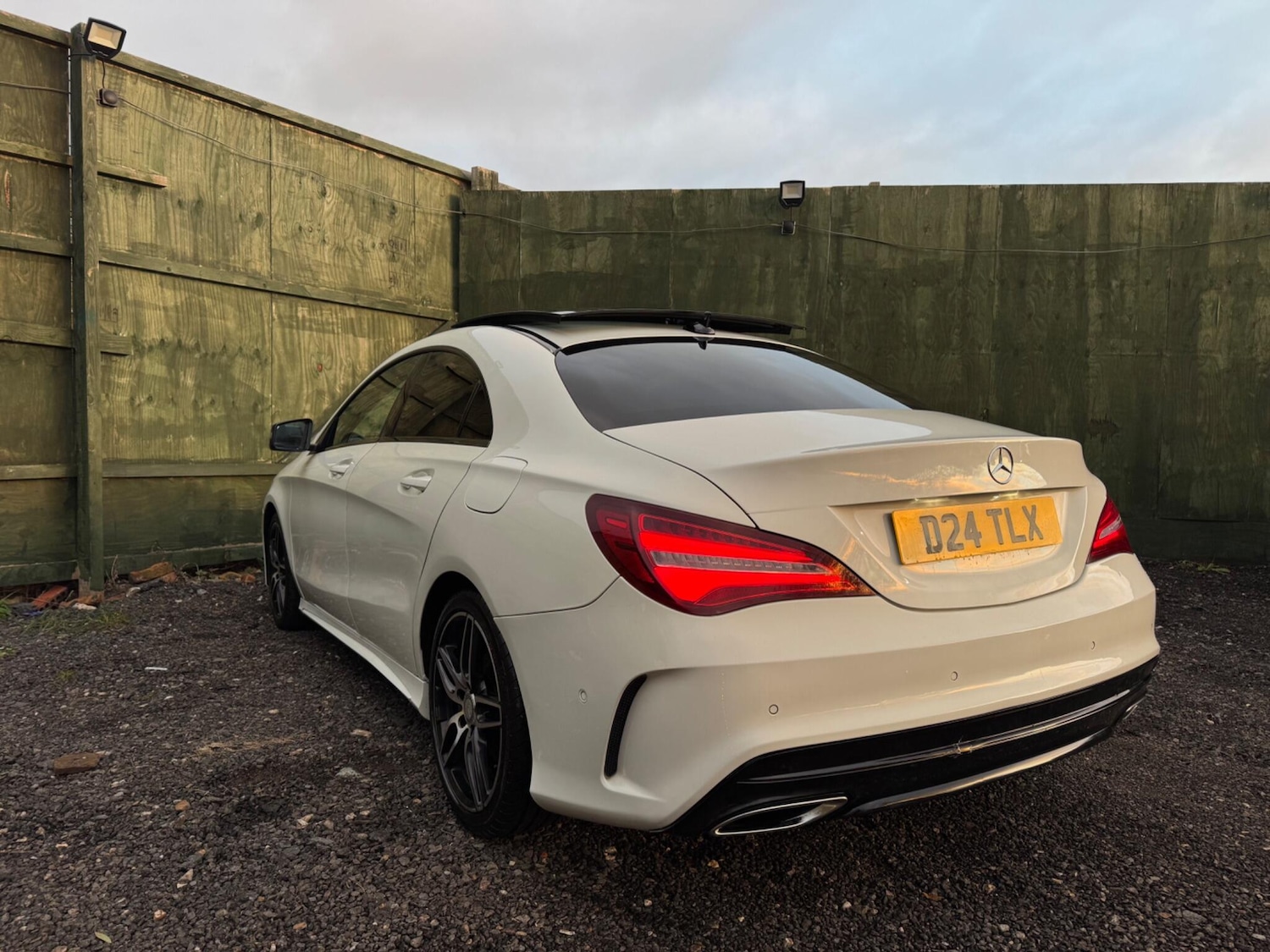 Used Mercedes-Benz CLA 2017 for sale - 76645936: Photo 16