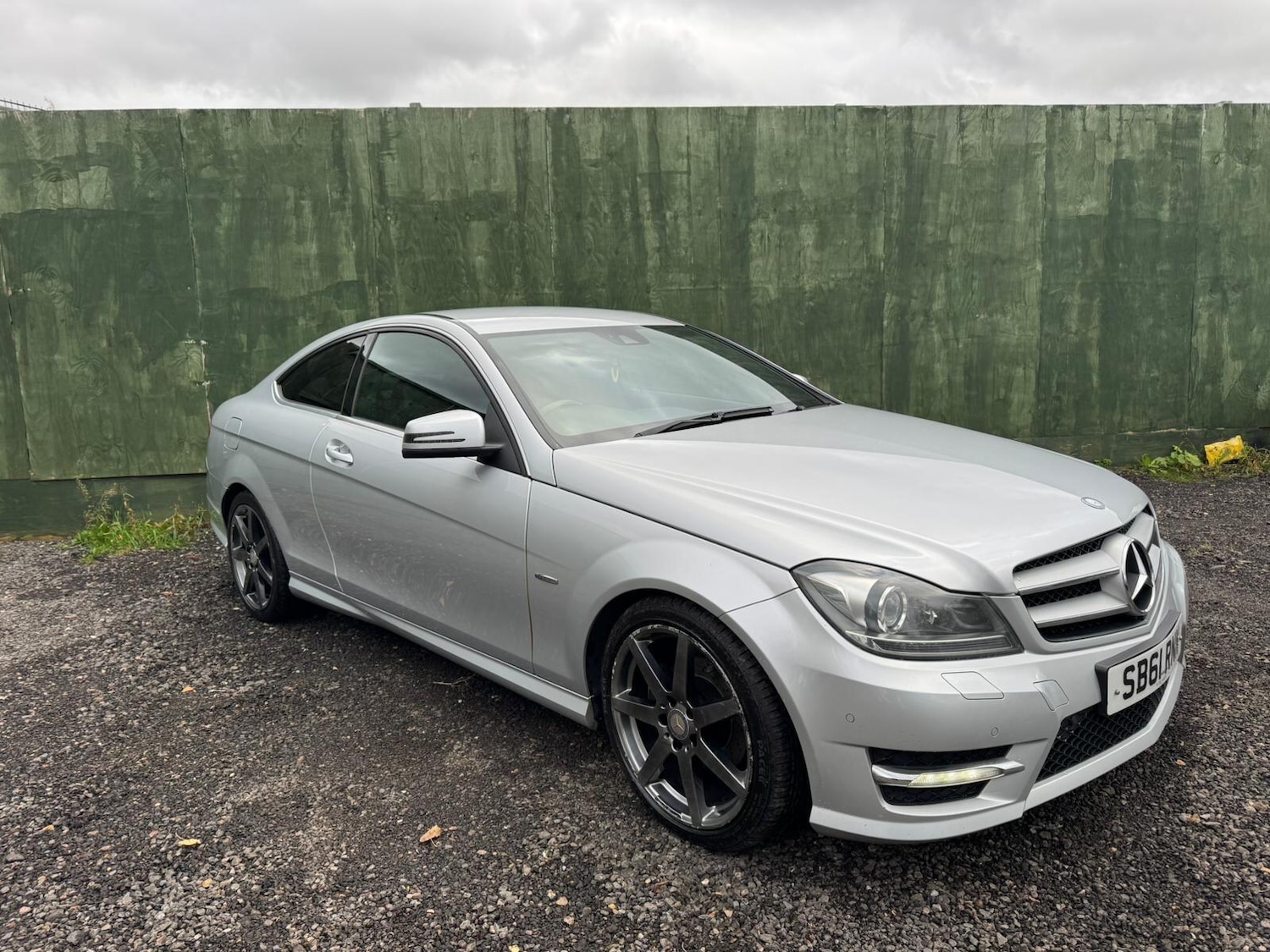 Used Mercedes-Benz C Class 2012 for sale - 76457531: Photo 1