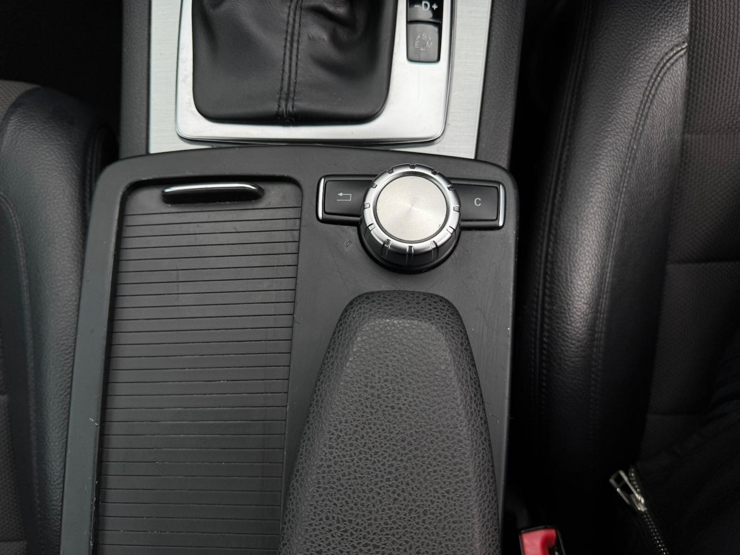 Used Mercedes-Benz C Class 2012 for sale - 76457531: Photo 40