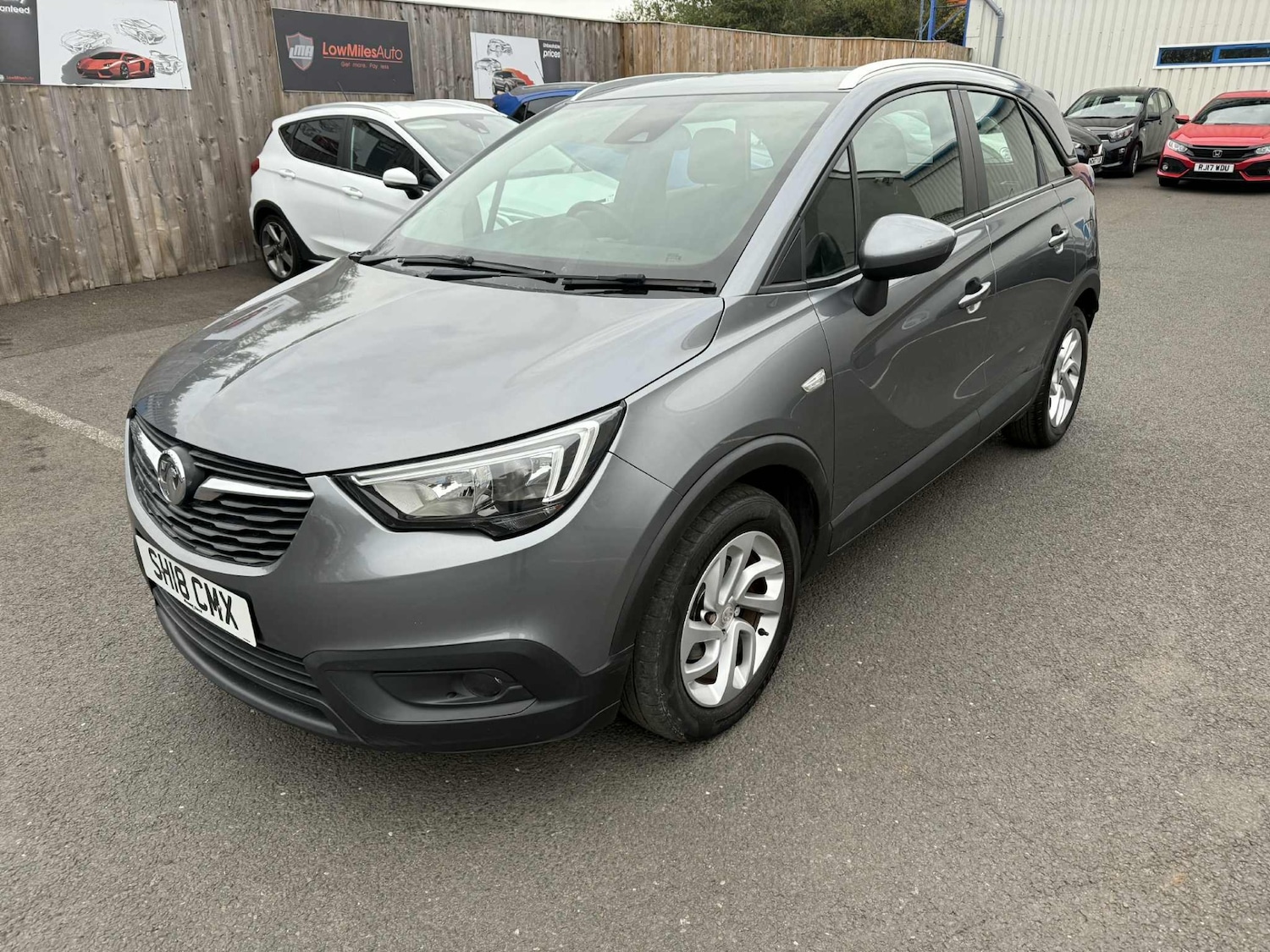 Used Vauxhall Crossland X 2018 for sale - 76317229: Photo 1