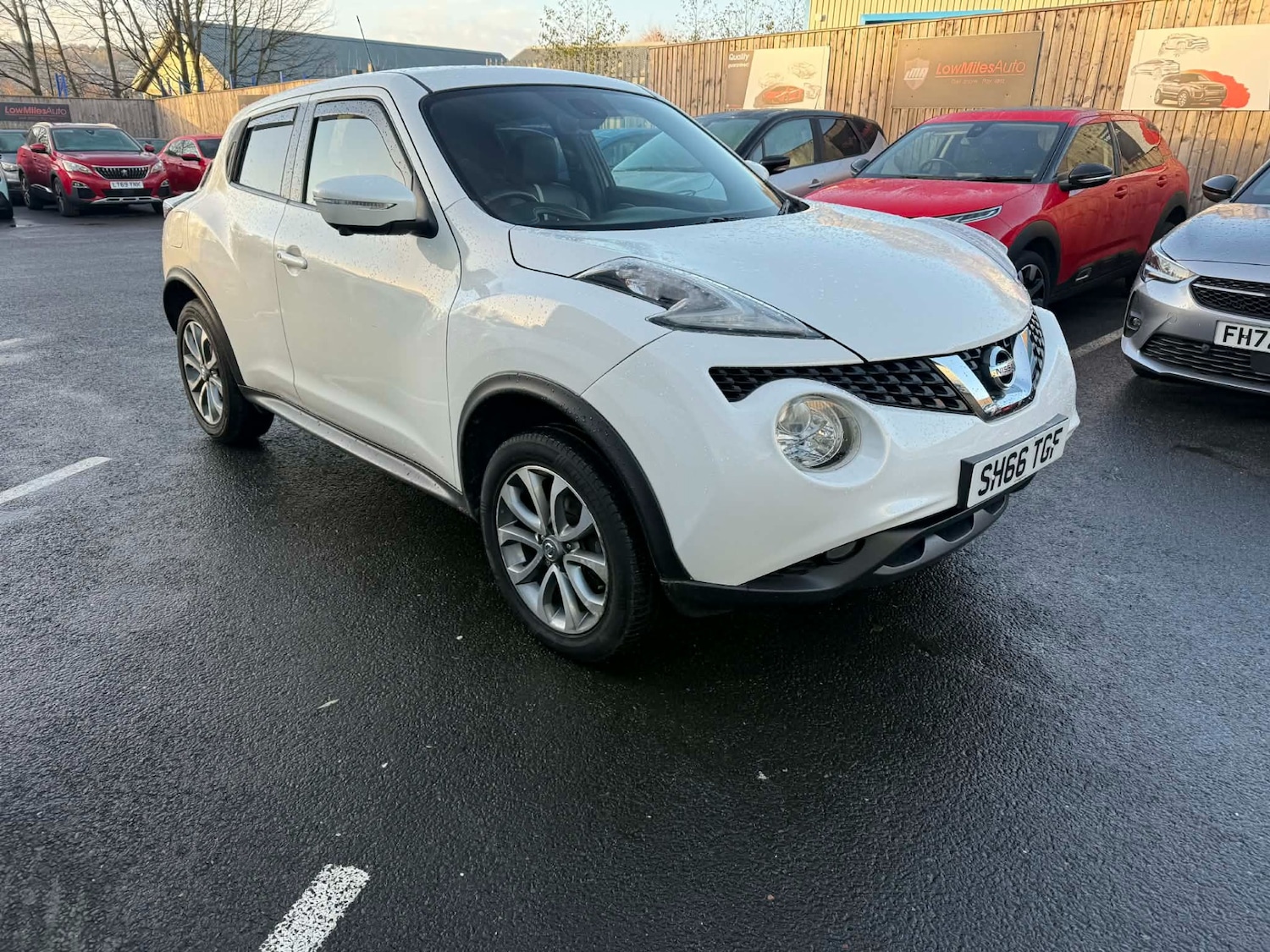 Used Nissan Juke 2016 for sale - 76749068: Photo 1