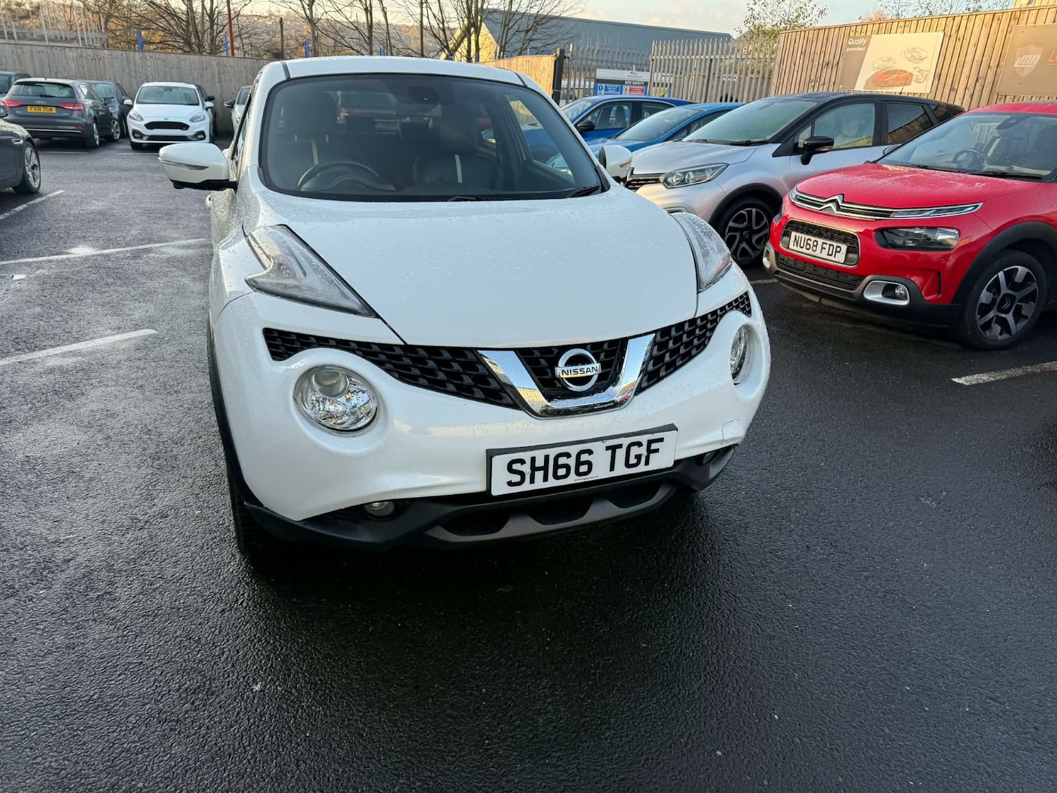 Used Nissan Juke 2016 for sale - 76749068: Photo 2