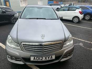 Used Mercedes-Benz C Class 2012 for sale - 77508857: Photo