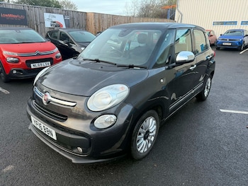 2016 (16) - 1.6 Multijet 120 Lounge 5dr