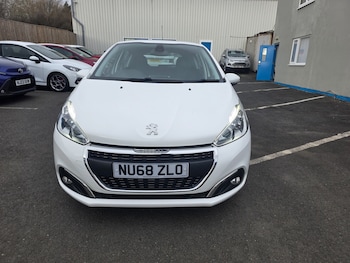 Used Peugeot 208 2018 for sale - 77906826: Photo