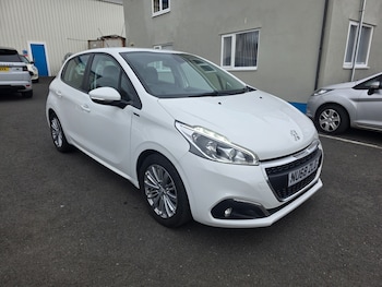 Used Peugeot 208 2018 for sale - 77906826: Photo