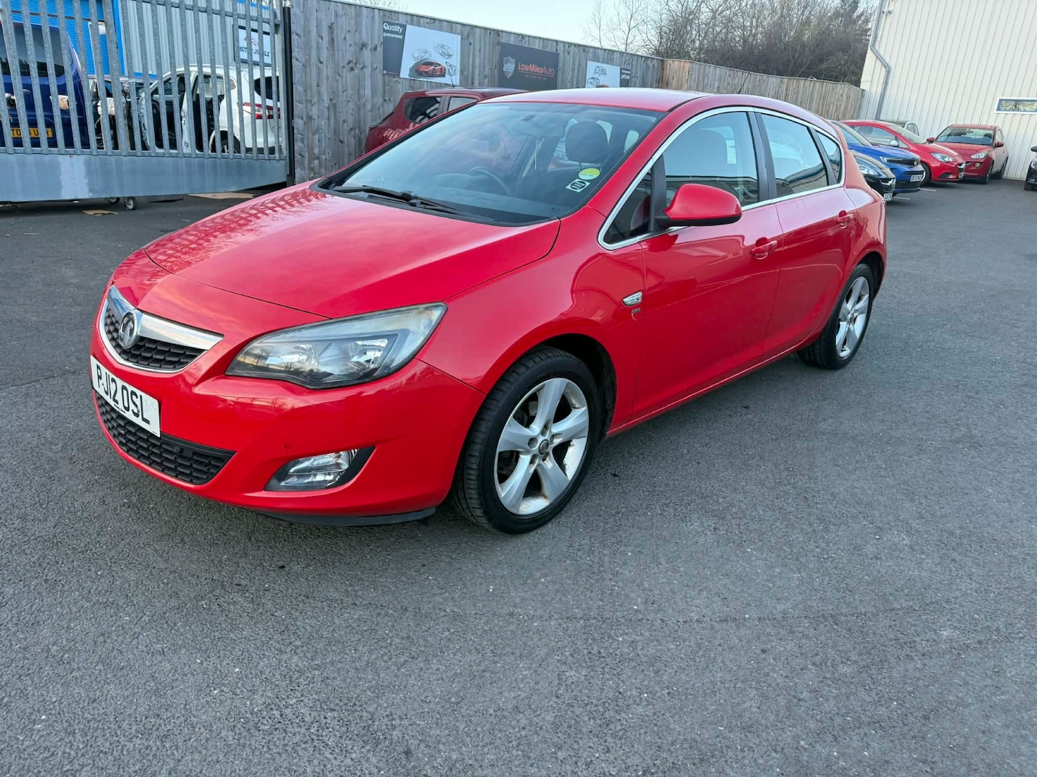 Used Vauxhall Astra 2012 for sale - 77135601: Photo 3