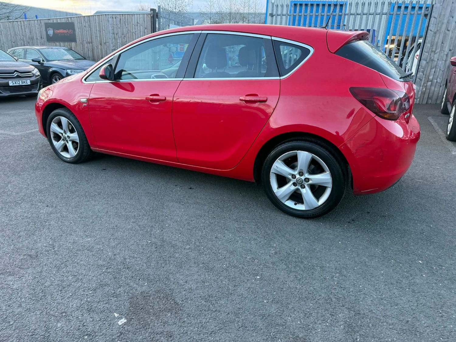 Used Vauxhall Astra 2012 for sale - 77135601: Photo 7