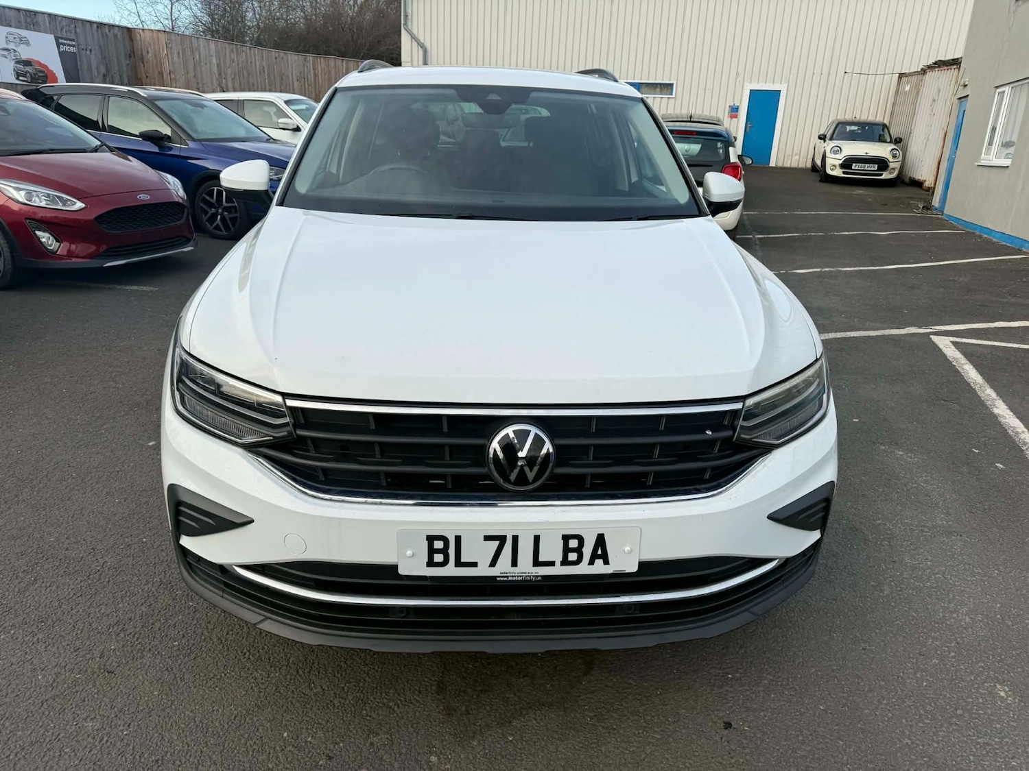 Used Volkswagen Tiguan 2022 for sale - 77637121: Photo 2