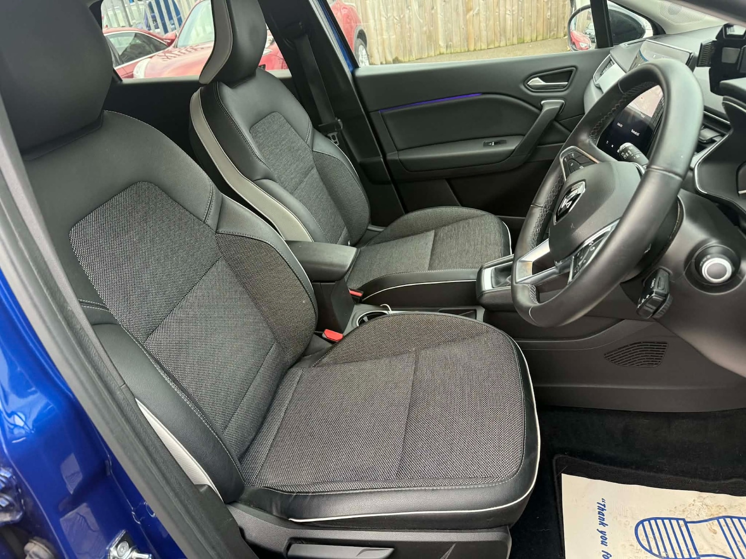 Used Renault Captur 2021 for sale - 77069372: Photo 12