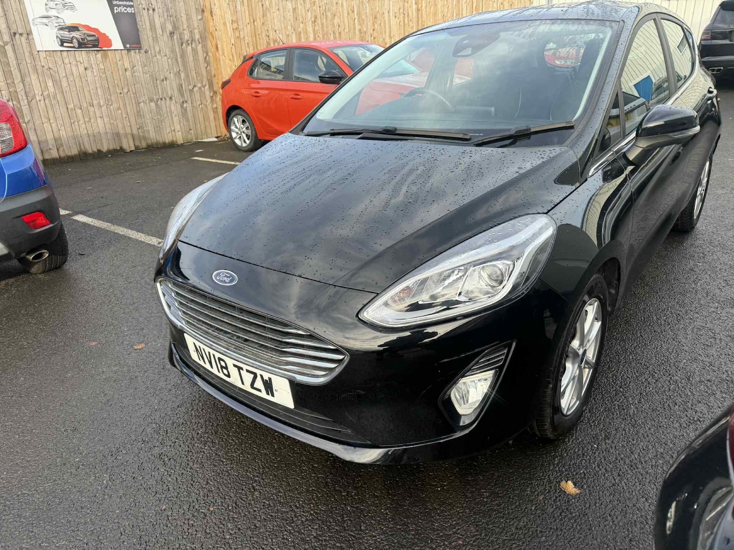 Used Ford Fiesta 2018 for sale - 76569103: Photo 1