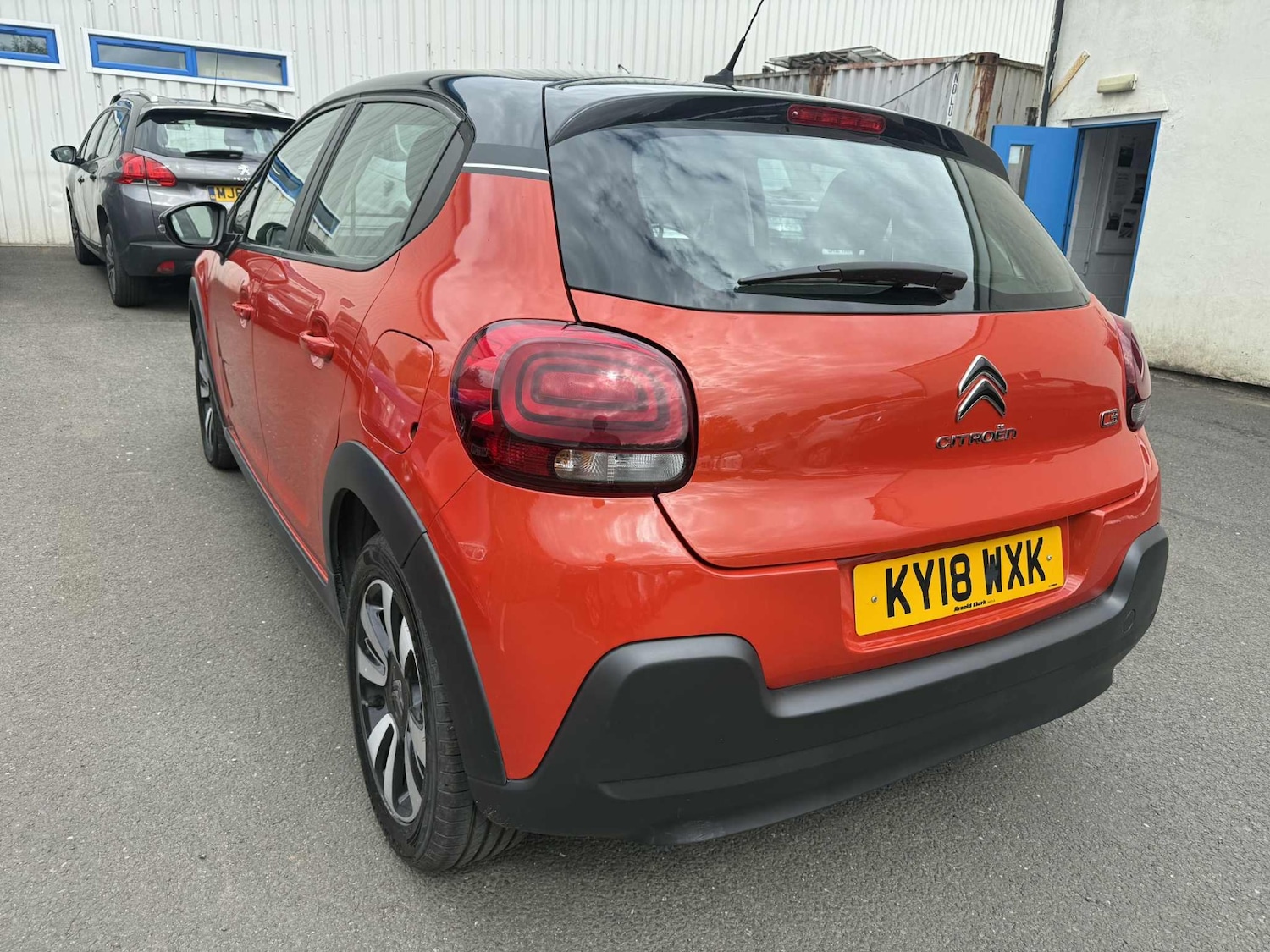 Vehicle 6