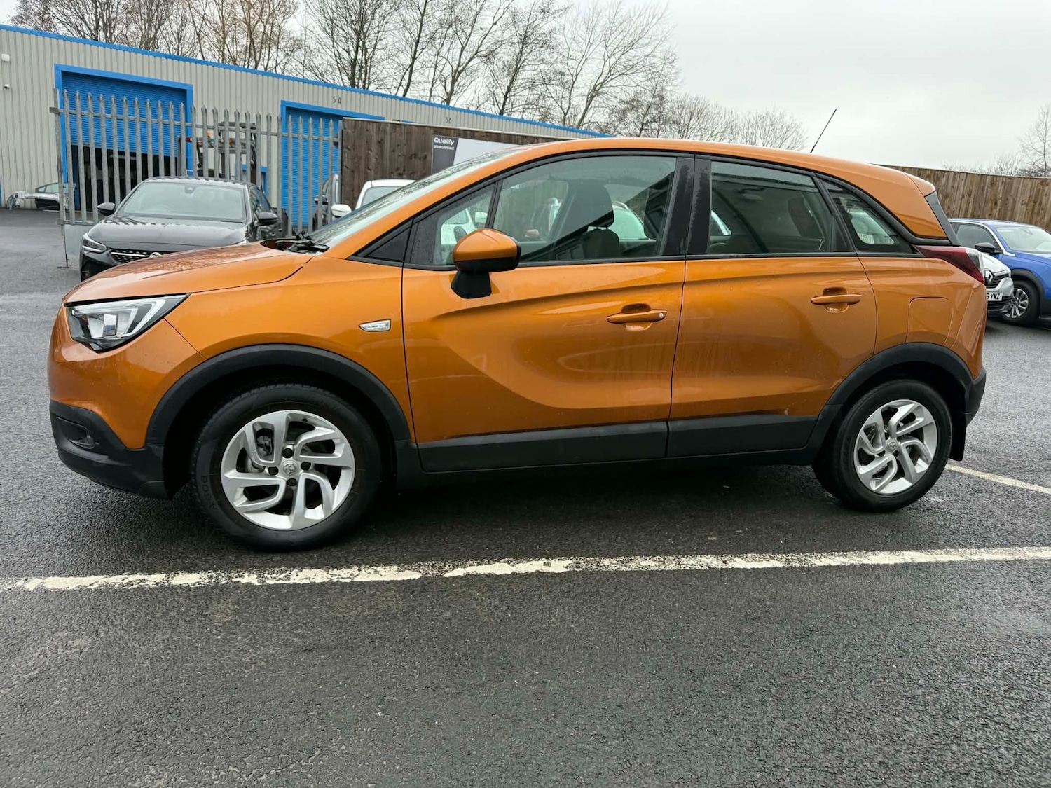 Used Vauxhall Crossland X 2019 for sale - 77508864: Photo 2