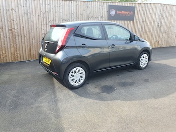 Used Toyota AYGO 2020 for sale - 74524352: Photo