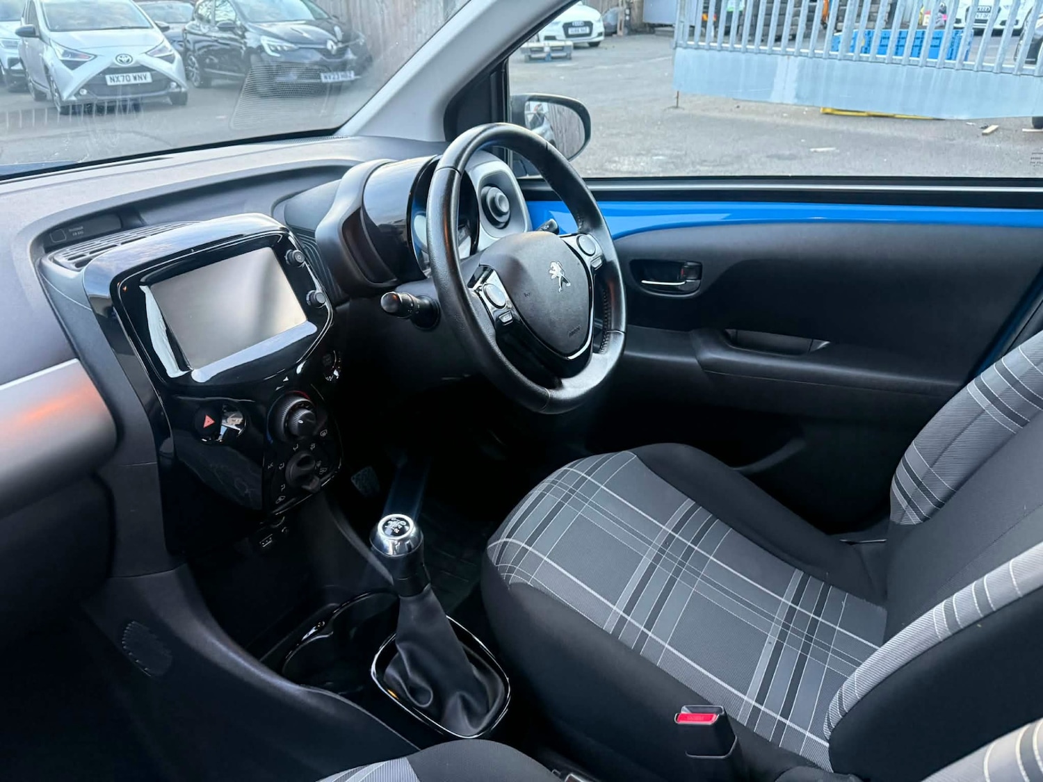 Used Peugeot 108 2016 for sale - 77702651: Photo 11