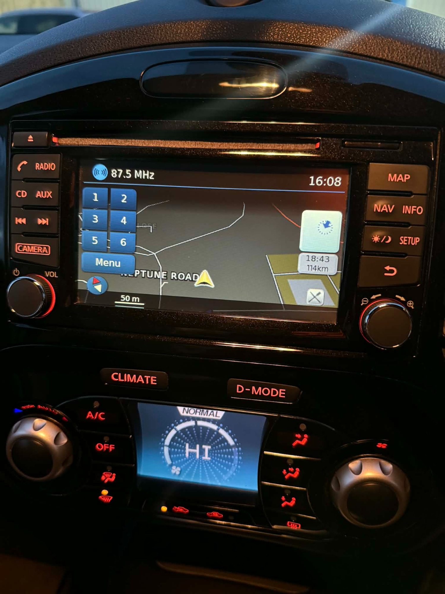 Used Nissan Juke 2016 for sale - 76799596: Photo 14