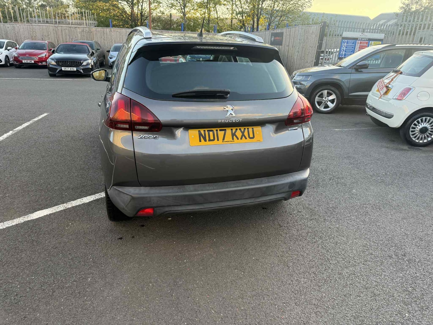 Used Peugeot 2008 2017 for sale - 76071453: Photo 6