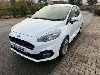 2019 (19) - 1.5 EcoBoost ST-1 3dr