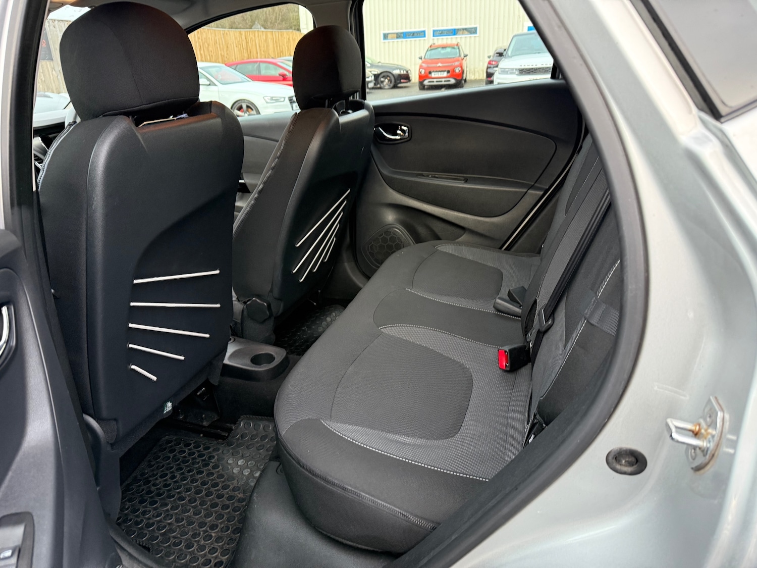 Used Renault Captur 2017 for sale - 73270084: Photo 13